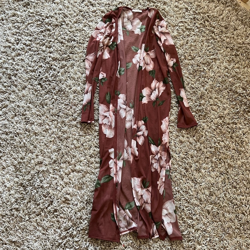 Promesa long coverup/cardigan •worn once• could be duster or swim suit cover up